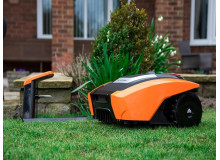 Компания Robokos представила автоматические газонокосилки