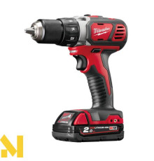 Дриль-шуруповерт Milwaukee M18 BDD-202C