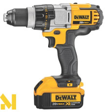 Дрель шуруповерт Dewalt DCD980M2