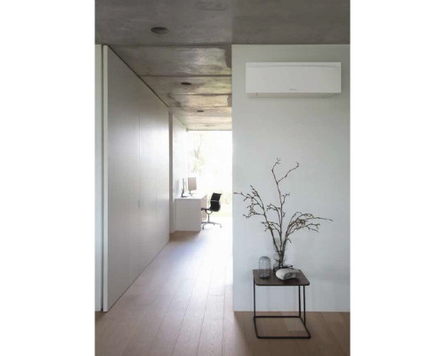 Інверторна настінна спліт-система (кондиціонер) Daikin Emura White FTXJ50AW/RXJ50A