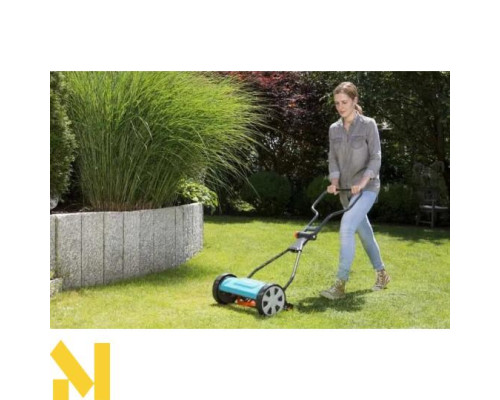 Газонокосарка механічна барабанна Gardena Classic 330