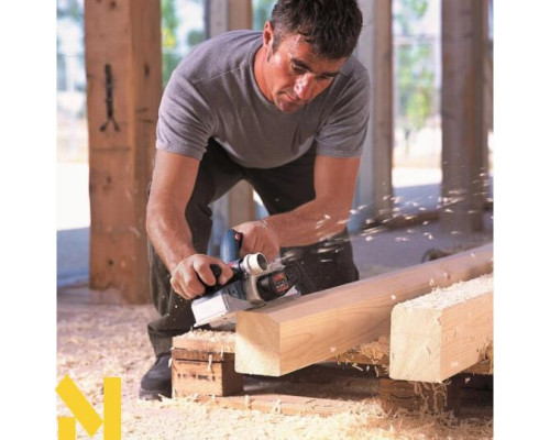 Рубанок електричний Bosch GHO 40-82 C у валізі