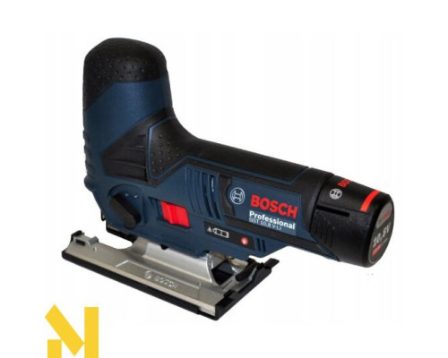 Лобзик акумуляторний Bosch GST 12V-70 + 2х2.0 А.ч + ЗП + L-BOXX