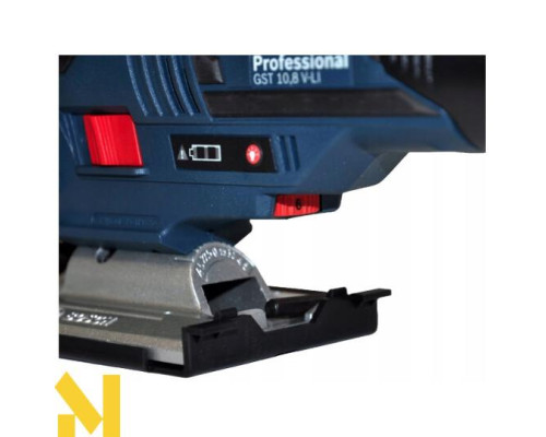 Лобзик акумуляторний Bosch GST 12V-70 + 2х2.0 А.ч + ЗП + L-BOXX