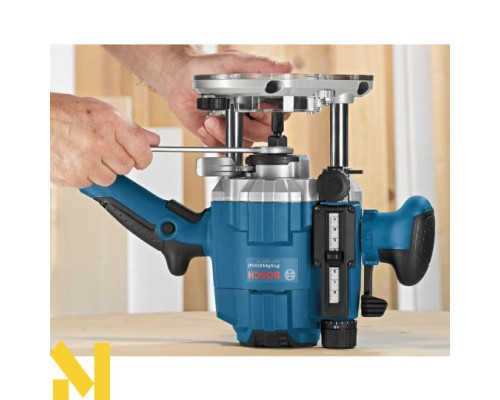 Фрезер вертикальний Bosch GOF 1250 CE Professional