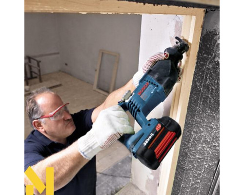 Пила шабельна акумуляторна Bosch GSA 36 V-LI