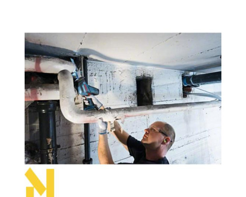 Пила шабельна акумуляторна Bosch GSA 18 V-LI C (без АКБ та ЗП)