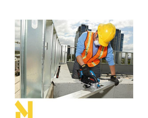 Пила дискова акумуляторна Bosch GKM 18V-50 (без АКБ та ЗП)