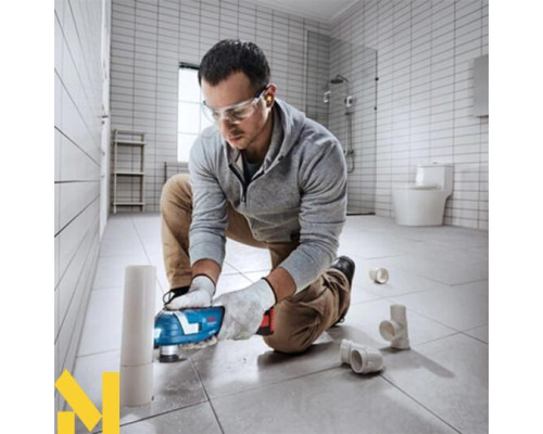 Багатофункціональний інструмент (реноватор) Bosch GOP 185-LI Professional (без АКБ та ЗП)