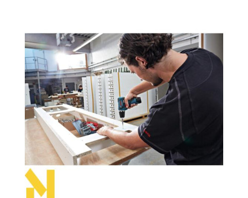 Дриль-шуруповерт Bosch GSR 10,8 V-EC