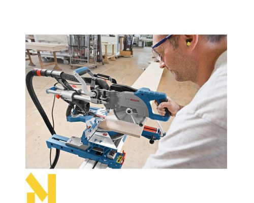 Пила торцювальна Bosch GCM 8 SJL