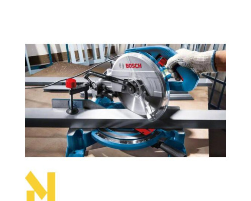 Пила торцювальна Bosch GCM 10 MX