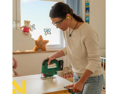 Лобзик акумуляторний Bosch EasySaw 18V-70 (без АКБ та ЗП)