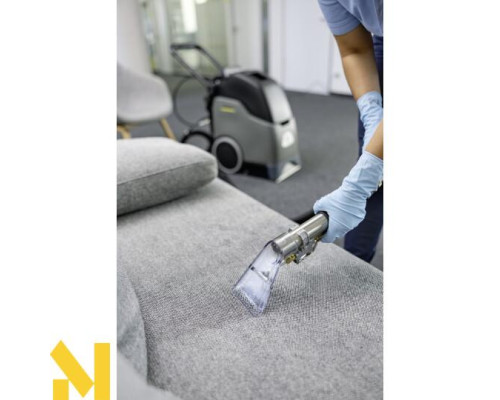 Апарат для чищення килимів Karcher BRC 30/15 C