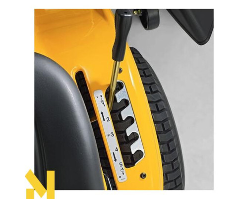 Садовий трактор бензиновий Cub Cadet LT3 PS107