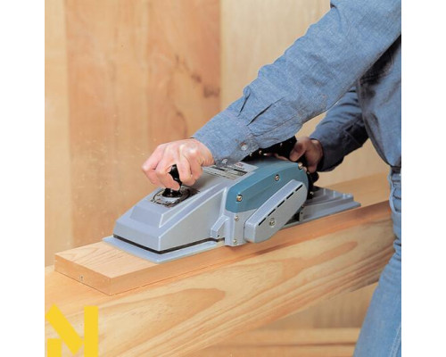 Рубанок електричний Makita 1806B