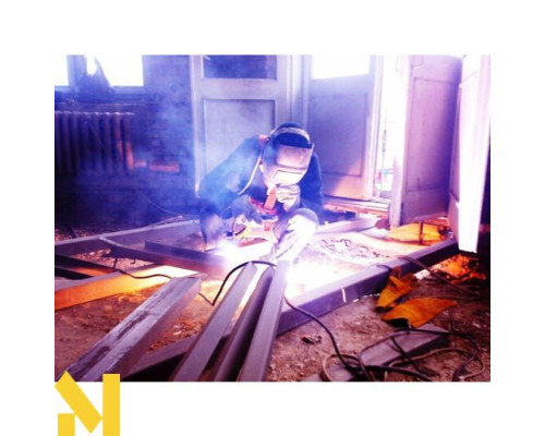 Зварювальний інвертор Stark ISP-2500 Profi