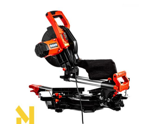 Пила торцювальна GTM HM1032