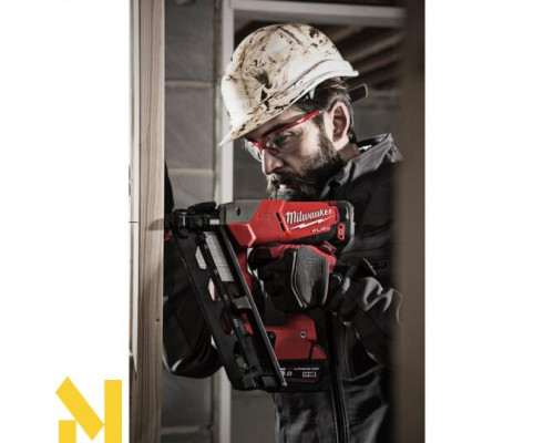 Цвяхозабивач акумуляторний MILWAUKEE M18 CN16GA-202X
