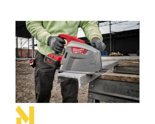 Пила дискова акумуляторна по металу Milwaukee M18 FUEL FMCS66-0C (без АКБ та ЗП)