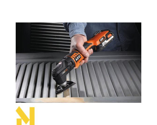 Багатофункціональний інструмент (реноватор) акумуляторний AEG OMNI 18C LI-202 B KIT