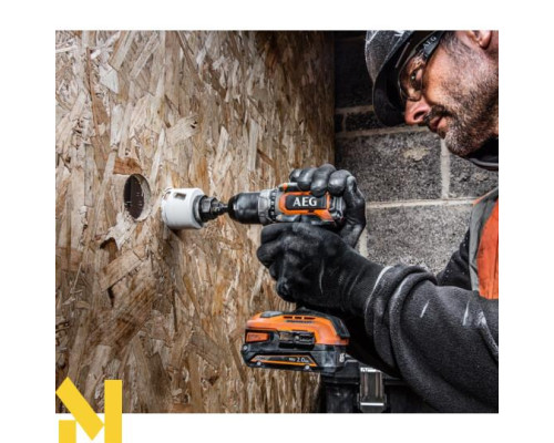 Дриль-шуруповерт акумуляторний AEG BS18SBL-202C