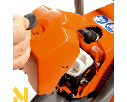 Бензинова бензопила Oleo-Mac GS 440