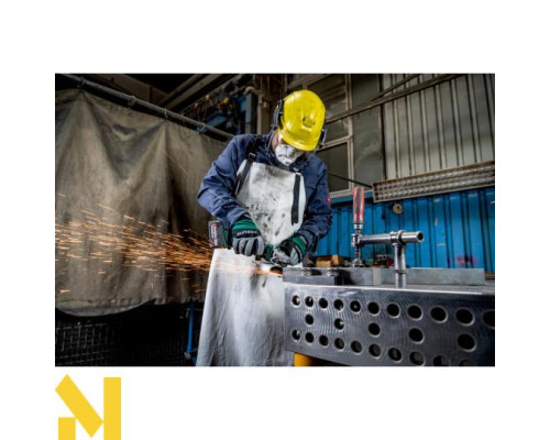 Болгарка (кутова шліфмашина) акумуляторна Metabo W 18 L BL 9-115 (без АКБ та ЗП)