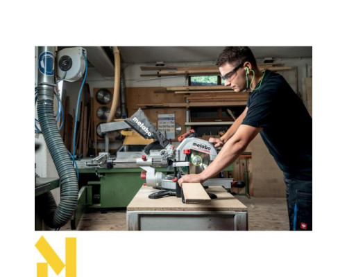 Пила торцювальна акумуляторна Metabo KGS 18 LTX BL 254 (без АКБ та ЗП)