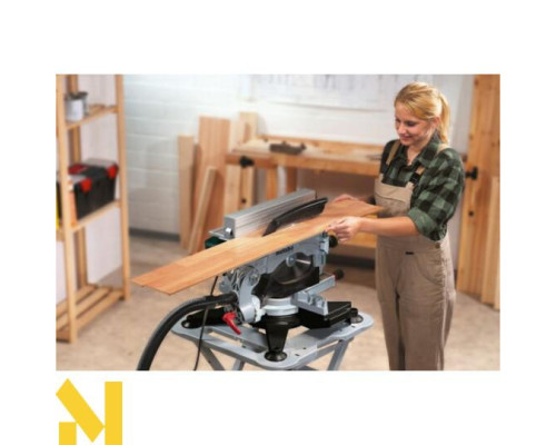 Пила торцювальна Metabo KGT 305 M