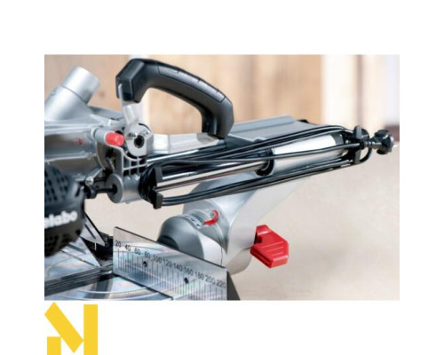 Пила торцювальна Metabo KGS 305 M