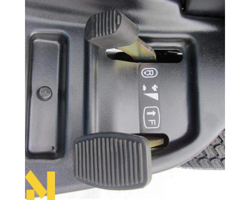 Садовий трактор бензиновий Oleo-Mac OM 124/24 KH