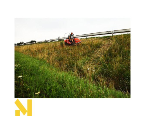 Садовий трактор бензиновий Oleo-Mac APACHE 92 EVO 4X4 EMAK