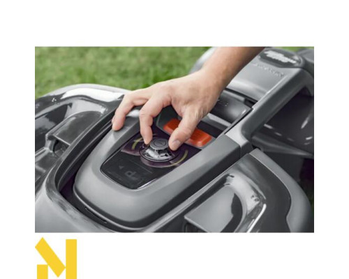 Газонокосарка-робот Husqvarna AM 435XAWD
