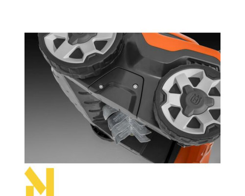 Аератор акумуляторний Husqvarna S 138i (два вали + травозбірник)(без АКБ та ЗП)