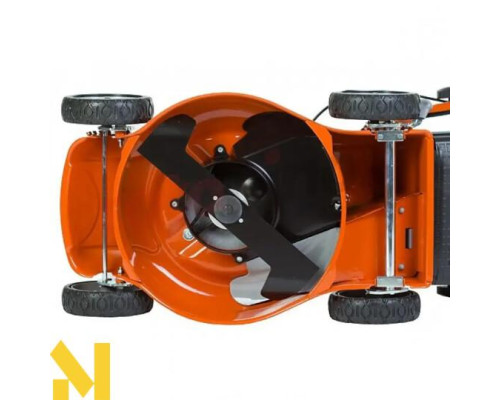 Газонокосарка бензинова Husqvarna LC 140P