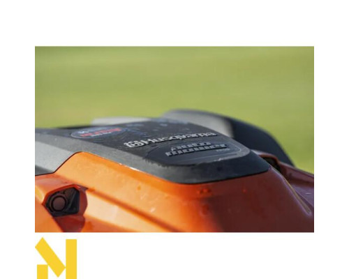 Газонокосарка-робот Husqvarna AM 550 EPOS
