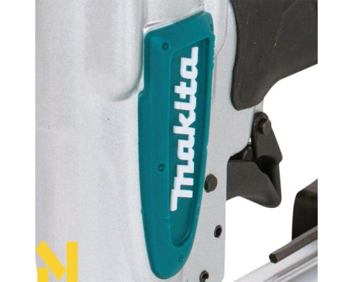 Цвяхозабивач пневматичний Makita AF353