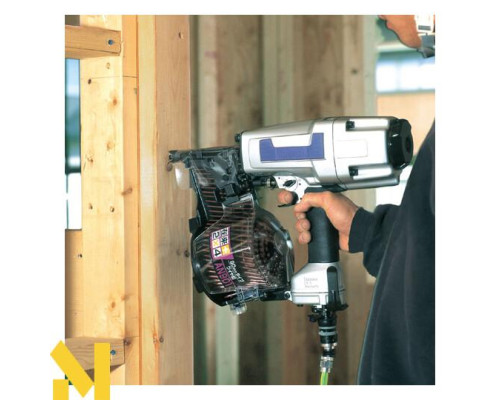 Цвяхозабивач пневматичний Makita AN901