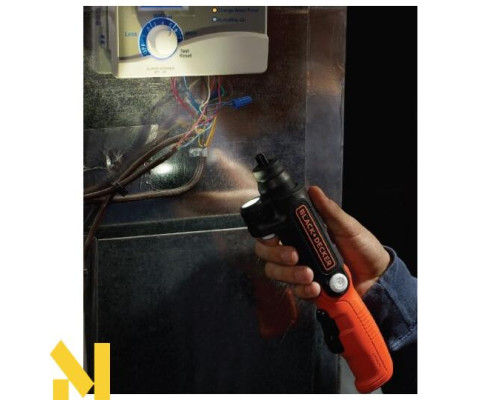 Акумуляторна викрутка Black&Decker BDCSFL20C