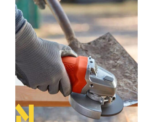 Болгарка (кутова шліфмашина) Black&Decker BEG120