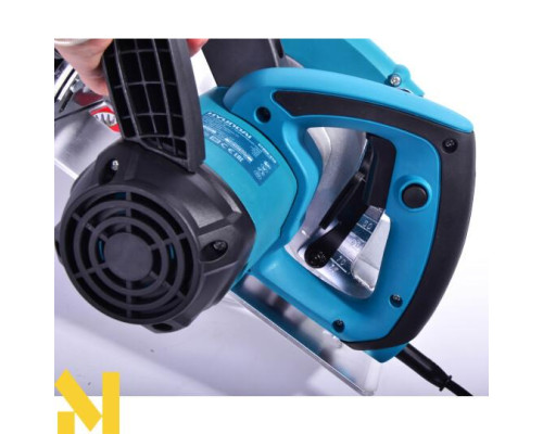 Пила дискова Hyundai C 1800-210