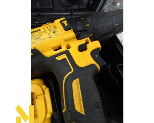 Дриль-шуруповерт з ударом DeWALT DCD778D2T