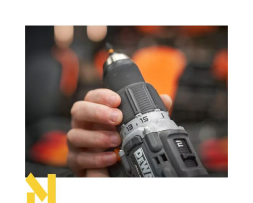 Набір інструментів акумуляторних McLaren F1 TEAM LIMITED EDITION DeWALT DCK200MM2T