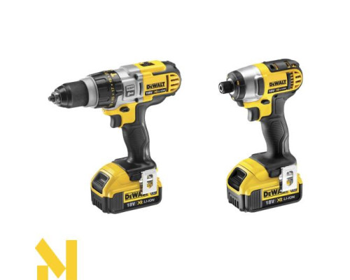 Набір з восьми інструментів DeWalt DCK891M4