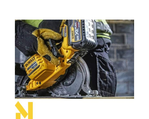 Пила дискова акумуляторна DeWALT DCS575NT