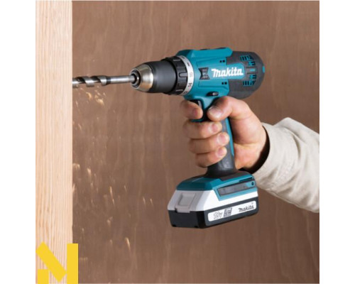 Дриль-шуруповерт акумуляторний Makita DF488D002