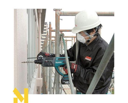 Перфоратор акумуляторний Makita DHR202RFJ