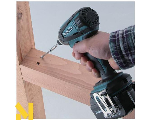 Акумуляторний шуруповерт ударний Makita DTD146Z