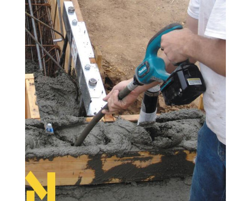 Вібратор акумуляторний Makita DVR850Z (без АКБ та ЗП)